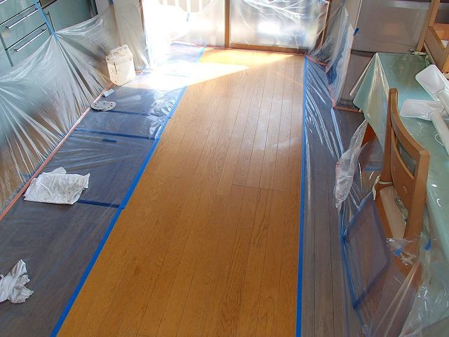 ダイニングキッチンフロア復旧