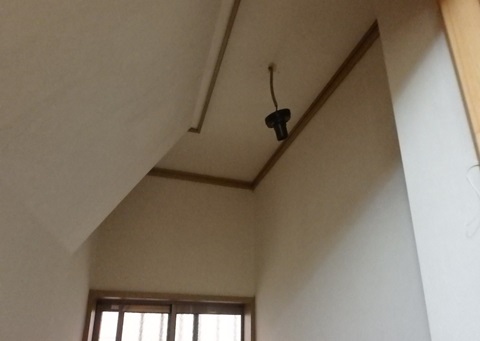 既設クロス撤去